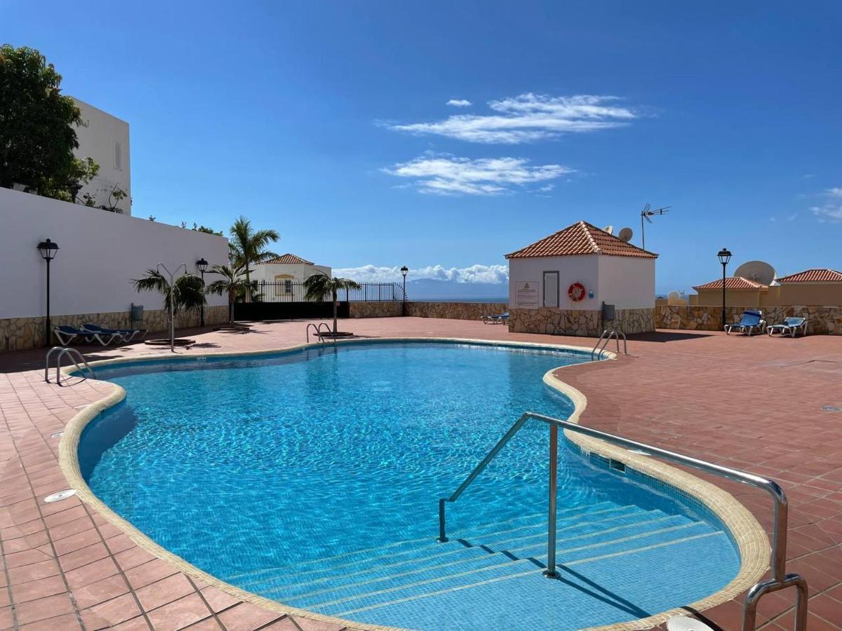 Bellarosa Sunset Ocean View In With Airco, Garage Apartment