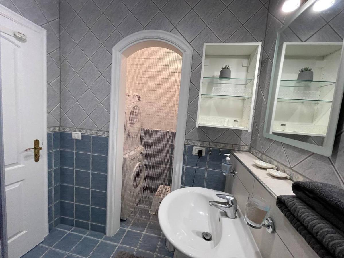 Bellarosa Sunset Ocean View In With Airco, Garage *